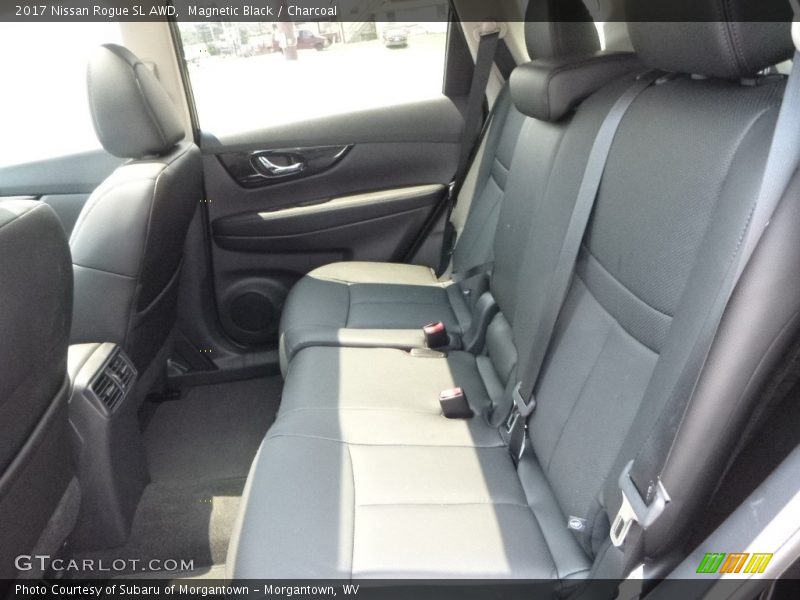 Magnetic Black / Charcoal 2017 Nissan Rogue SL AWD