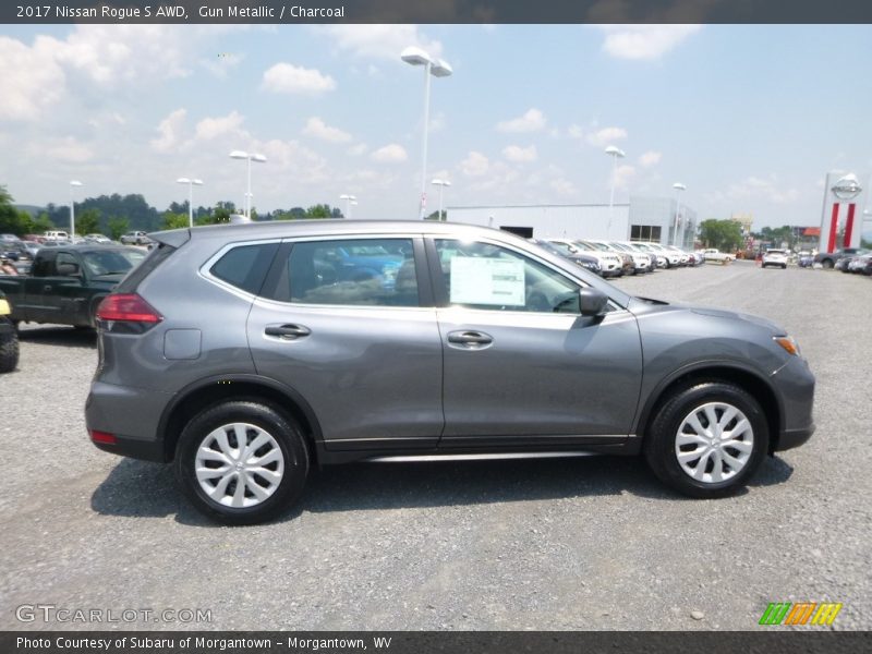 Gun Metallic / Charcoal 2017 Nissan Rogue S AWD