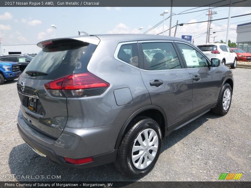 Gun Metallic / Charcoal 2017 Nissan Rogue S AWD