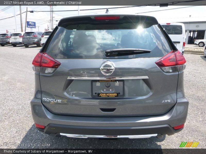 Gun Metallic / Charcoal 2017 Nissan Rogue S AWD