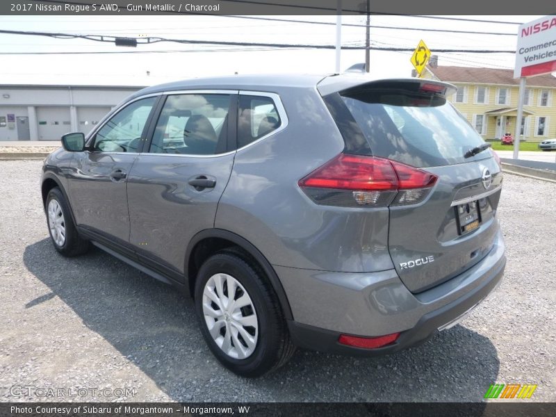 Gun Metallic / Charcoal 2017 Nissan Rogue S AWD