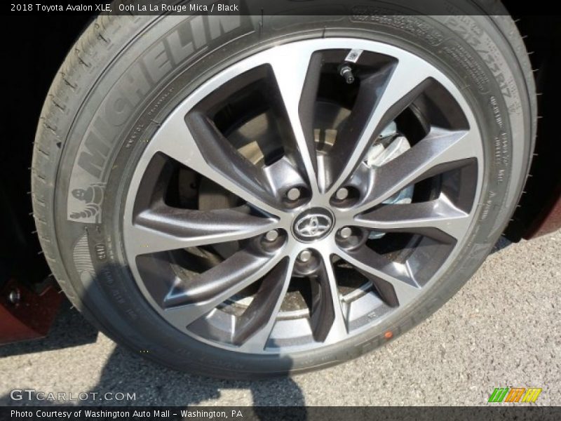 Ooh La La Rouge Mica / Black 2018 Toyota Avalon XLE