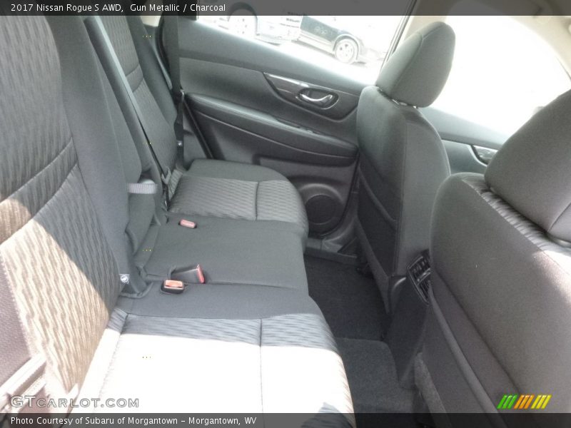 Gun Metallic / Charcoal 2017 Nissan Rogue S AWD