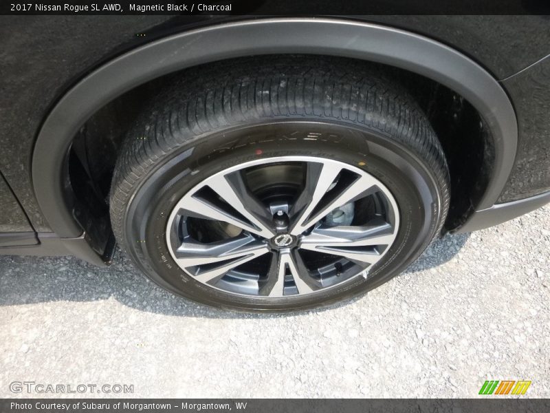 Magnetic Black / Charcoal 2017 Nissan Rogue SL AWD