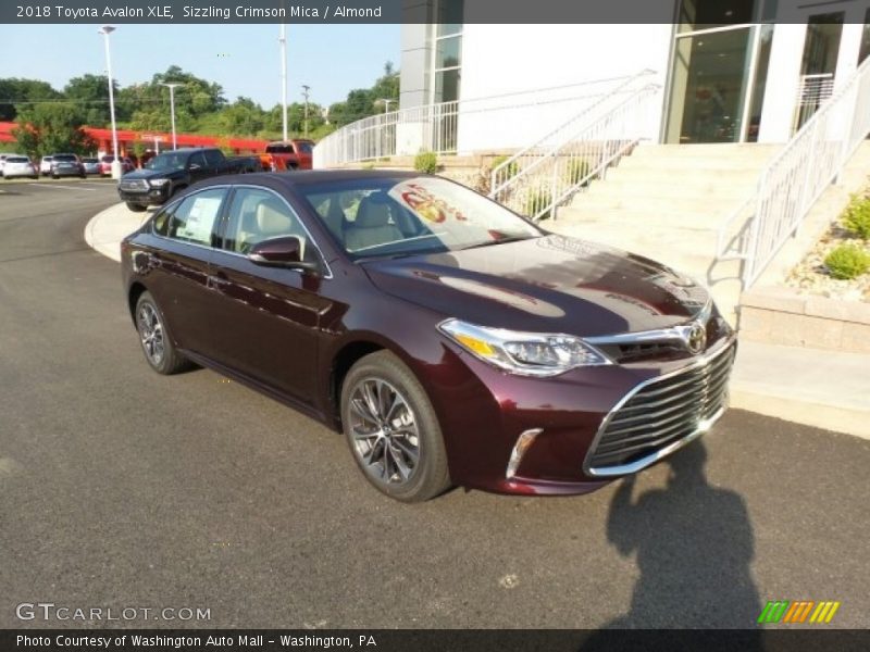 Sizzling Crimson Mica / Almond 2018 Toyota Avalon XLE