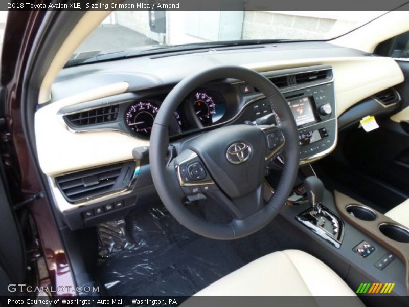Sizzling Crimson Mica / Almond 2018 Toyota Avalon XLE