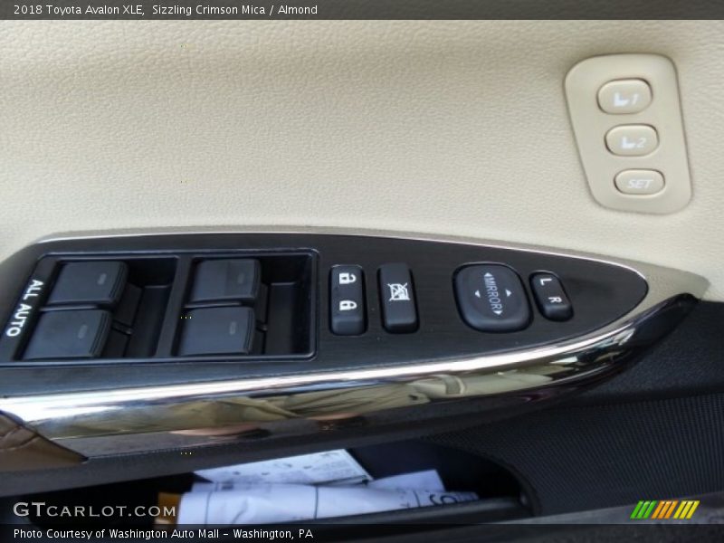 Sizzling Crimson Mica / Almond 2018 Toyota Avalon XLE