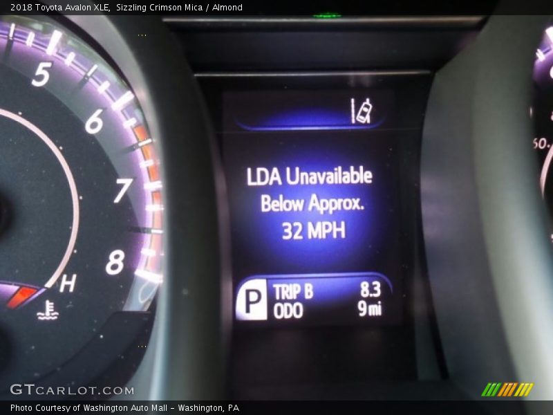 Sizzling Crimson Mica / Almond 2018 Toyota Avalon XLE