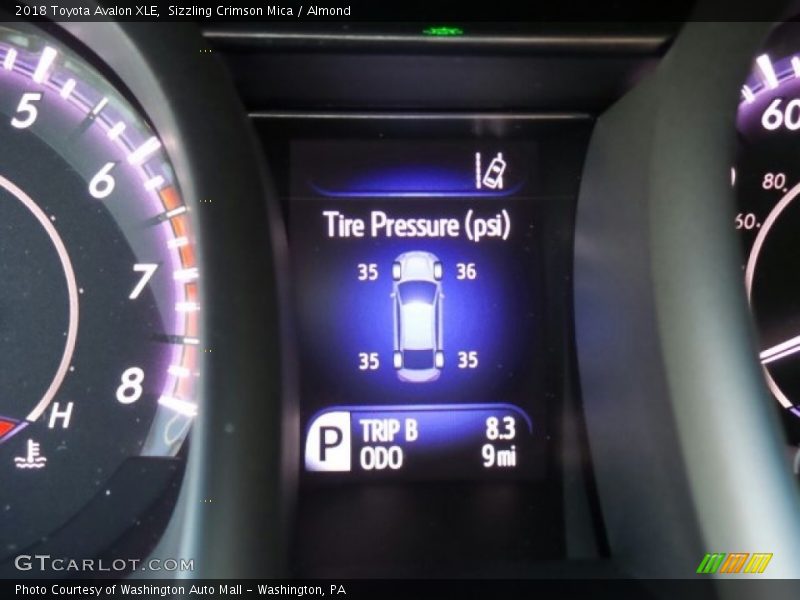 Sizzling Crimson Mica / Almond 2018 Toyota Avalon XLE