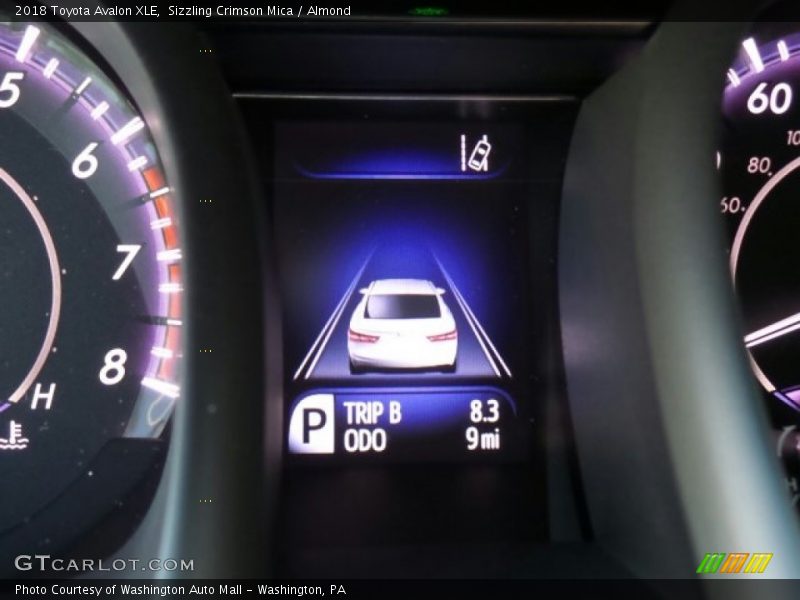 Sizzling Crimson Mica / Almond 2018 Toyota Avalon XLE