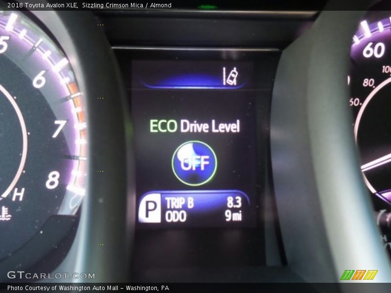 Sizzling Crimson Mica / Almond 2018 Toyota Avalon XLE