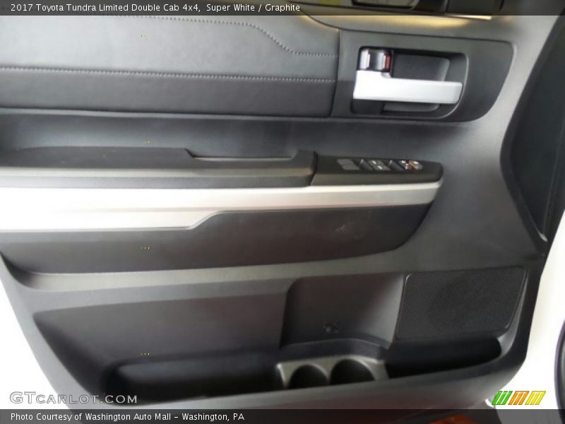 Super White / Graphite 2017 Toyota Tundra Limited Double Cab 4x4