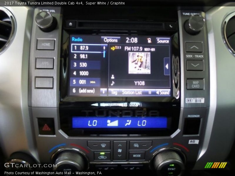 Super White / Graphite 2017 Toyota Tundra Limited Double Cab 4x4