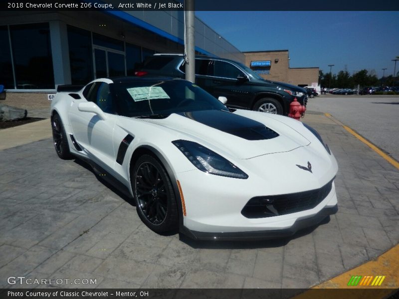 Front 3/4 View of 2018 Corvette Z06 Coupe