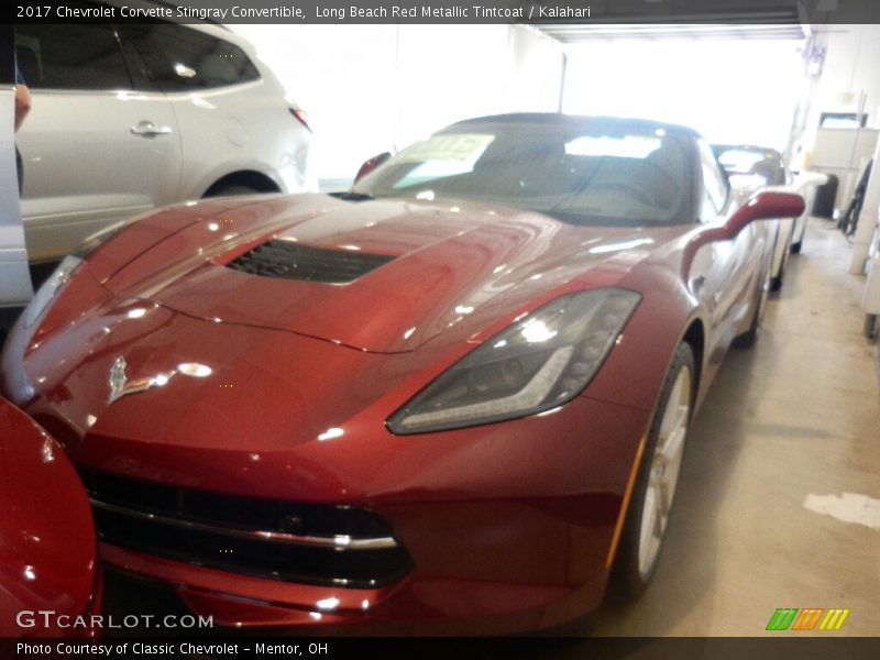 Long Beach Red Metallic Tintcoat / Kalahari 2017 Chevrolet Corvette Stingray Convertible