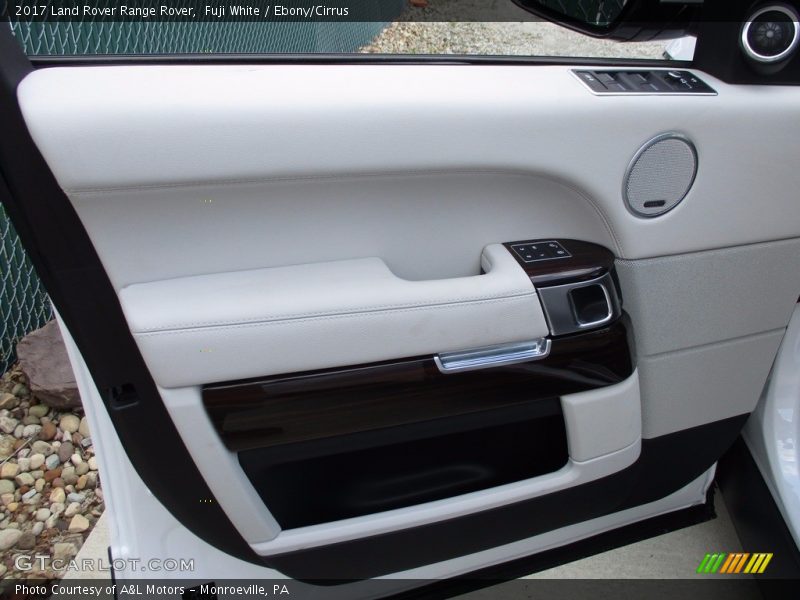 Fuji White / Ebony/Cirrus 2017 Land Rover Range Rover