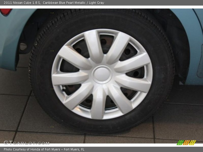 Caribbean Blue Pearl Metallic / Light Gray 2011 Nissan Cube 1.8 S