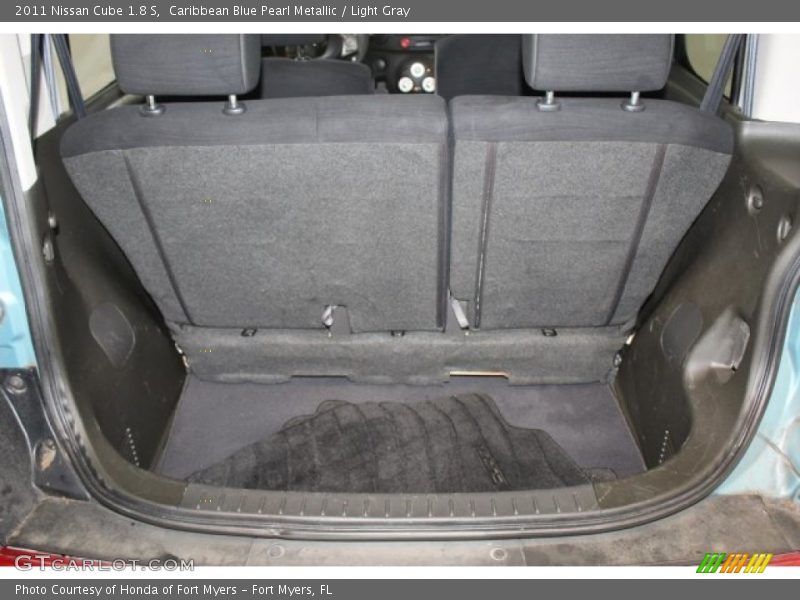 Caribbean Blue Pearl Metallic / Light Gray 2011 Nissan Cube 1.8 S