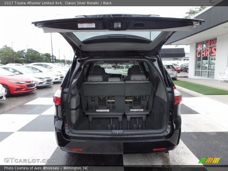 Classic Silver Metallic / Black 2017 Toyota 4Runner Limited 4x4