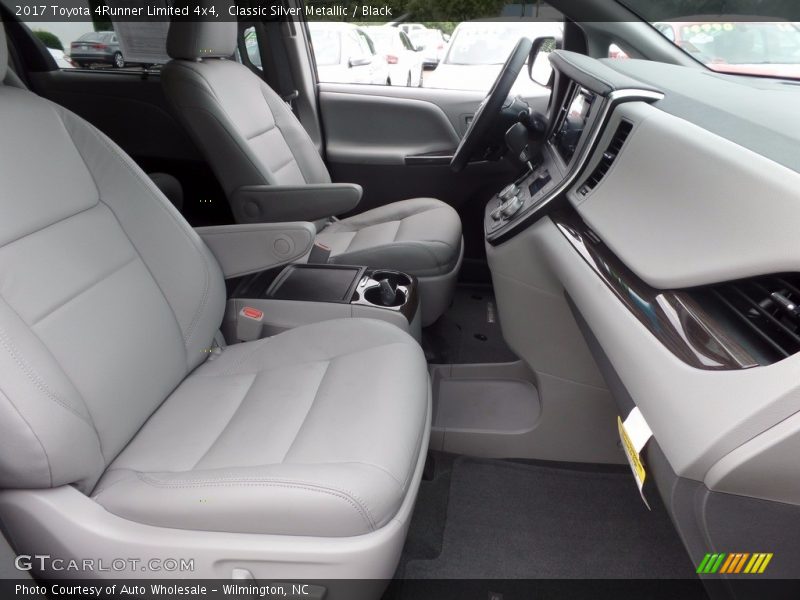 Classic Silver Metallic / Black 2017 Toyota 4Runner Limited 4x4
