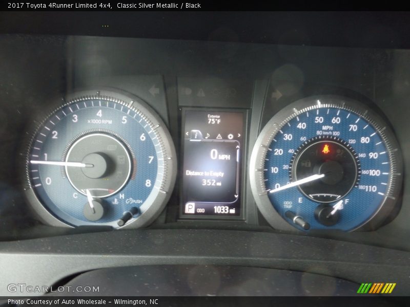 Classic Silver Metallic / Black 2017 Toyota 4Runner Limited 4x4