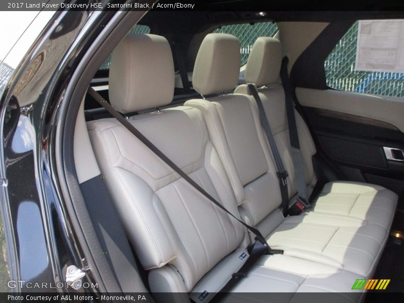 Santorini Black / Acorn/Ebony 2017 Land Rover Discovery HSE