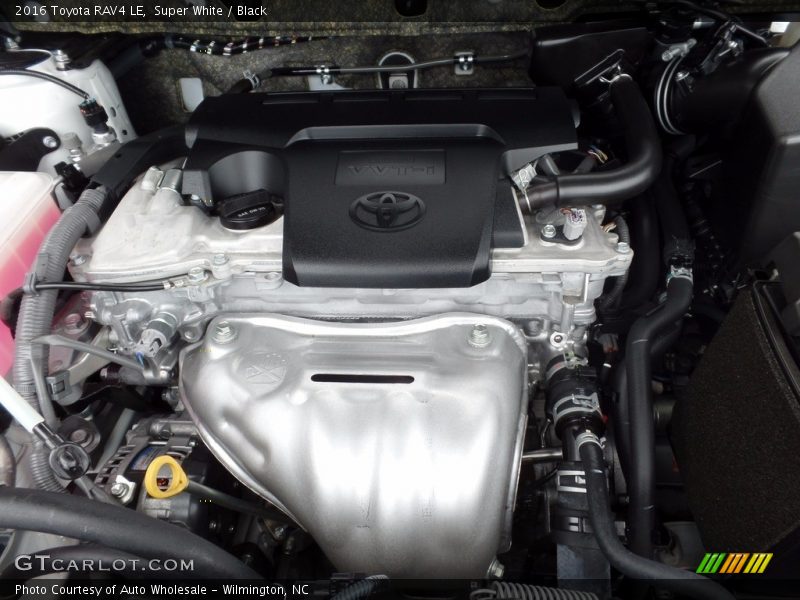 Super White / Black 2016 Toyota RAV4 LE