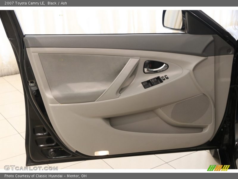 Black / Ash 2007 Toyota Camry LE