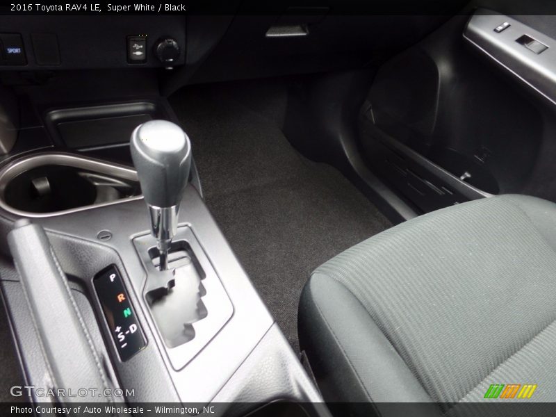 Super White / Black 2016 Toyota RAV4 LE