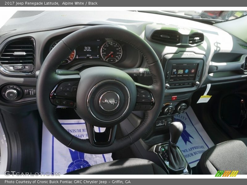 Alpine White / Black 2017 Jeep Renegade Latitude