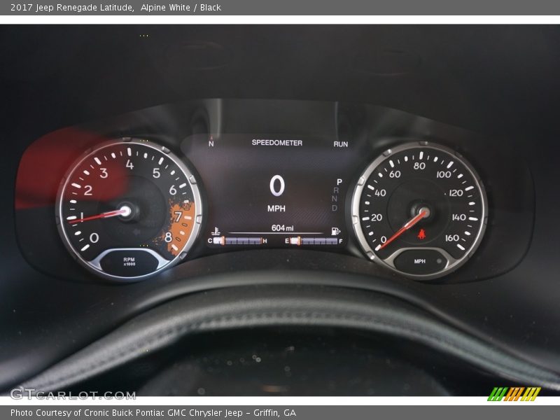 Alpine White / Black 2017 Jeep Renegade Latitude