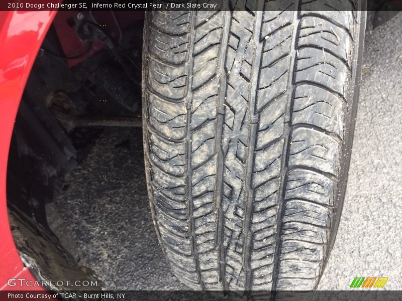 Inferno Red Crystal Pearl / Dark Slate Gray 2010 Dodge Challenger SE