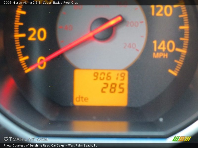 Super Black / Frost Gray 2005 Nissan Altima 2.5 S