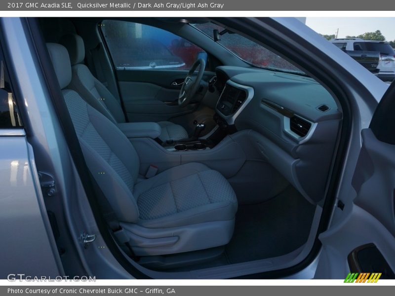 Quicksilver Metallic / Dark Ash Gray/Light Ash Gray 2017 GMC Acadia SLE