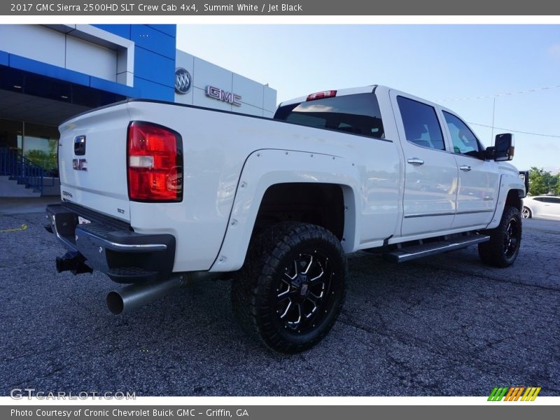 Summit White / Jet Black 2017 GMC Sierra 2500HD SLT Crew Cab 4x4