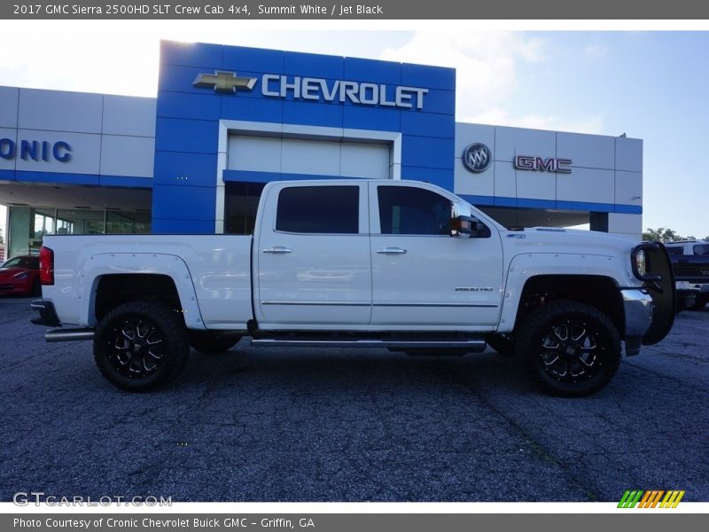 Summit White / Jet Black 2017 GMC Sierra 2500HD SLT Crew Cab 4x4