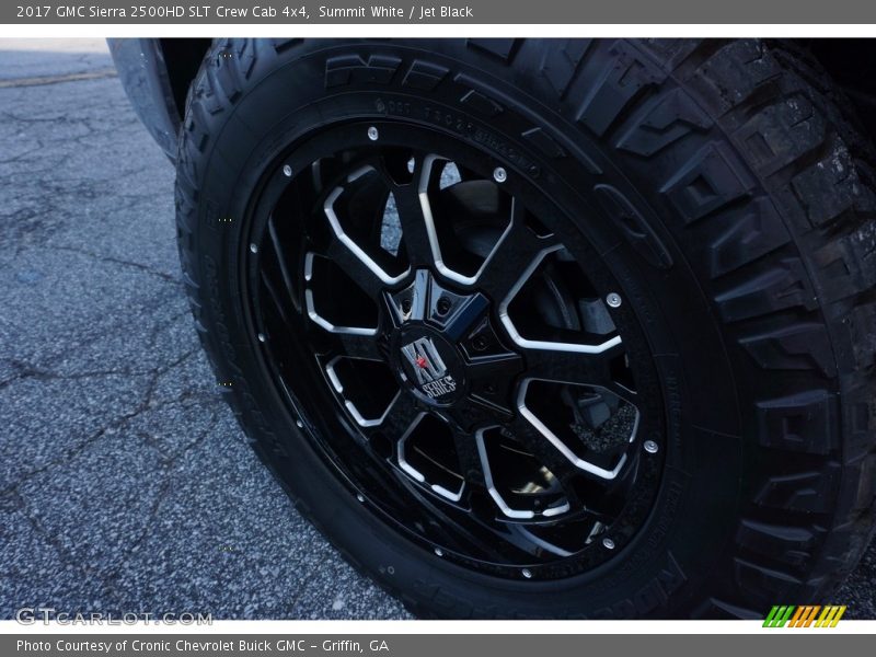 Summit White / Jet Black 2017 GMC Sierra 2500HD SLT Crew Cab 4x4