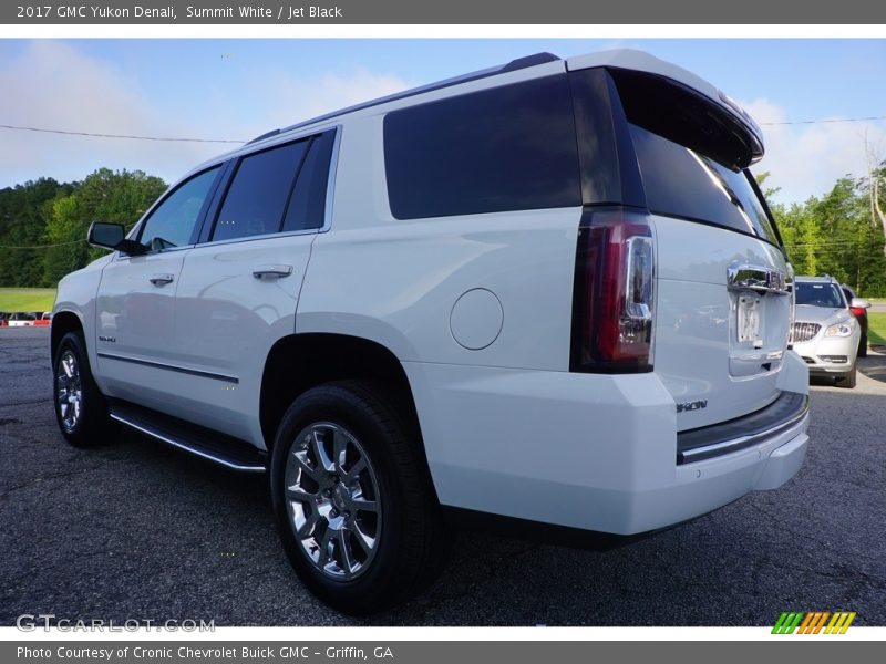 Summit White / Jet Black 2017 GMC Yukon Denali