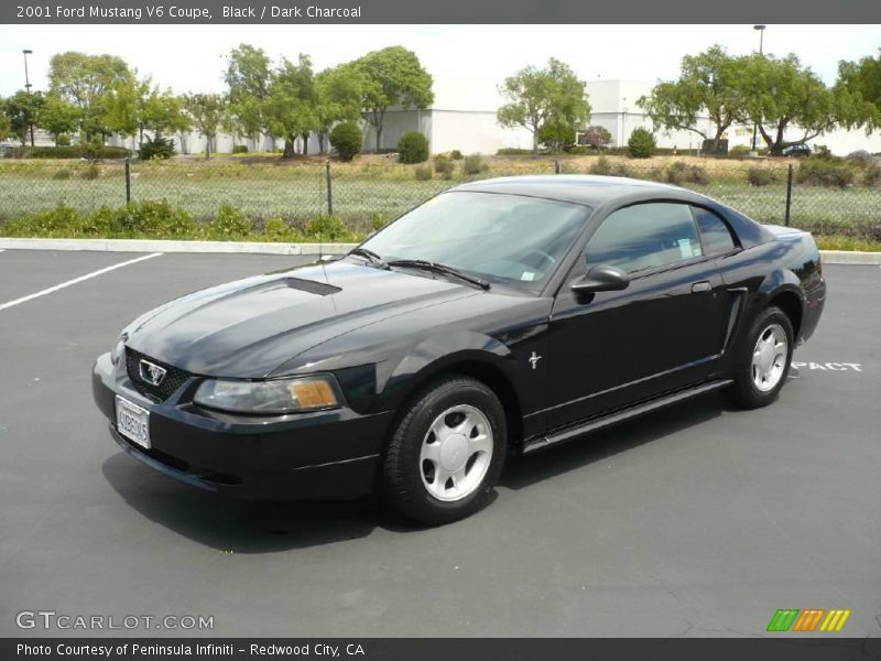 Black / Dark Charcoal 2001 Ford Mustang V6 Coupe
