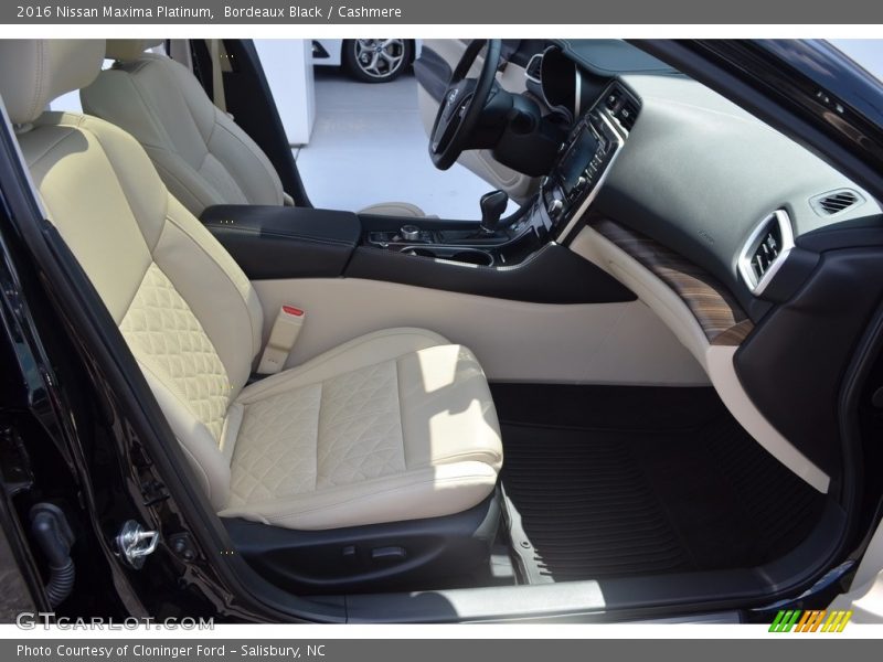 Bordeaux Black / Cashmere 2016 Nissan Maxima Platinum