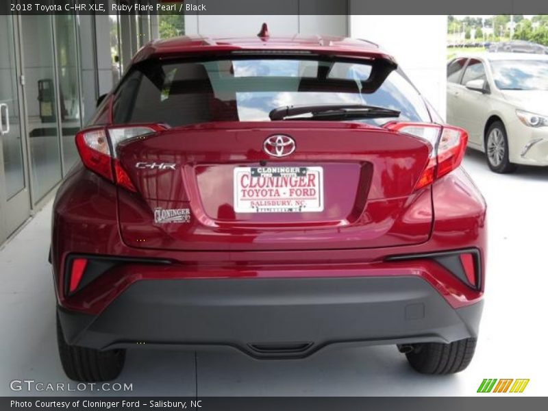 Ruby Flare Pearl / Black 2018 Toyota C-HR XLE