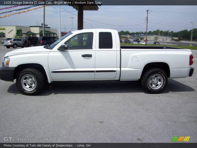 Bright White / Medium Slate Gray 2005 Dodge Dakota ST Club Cab