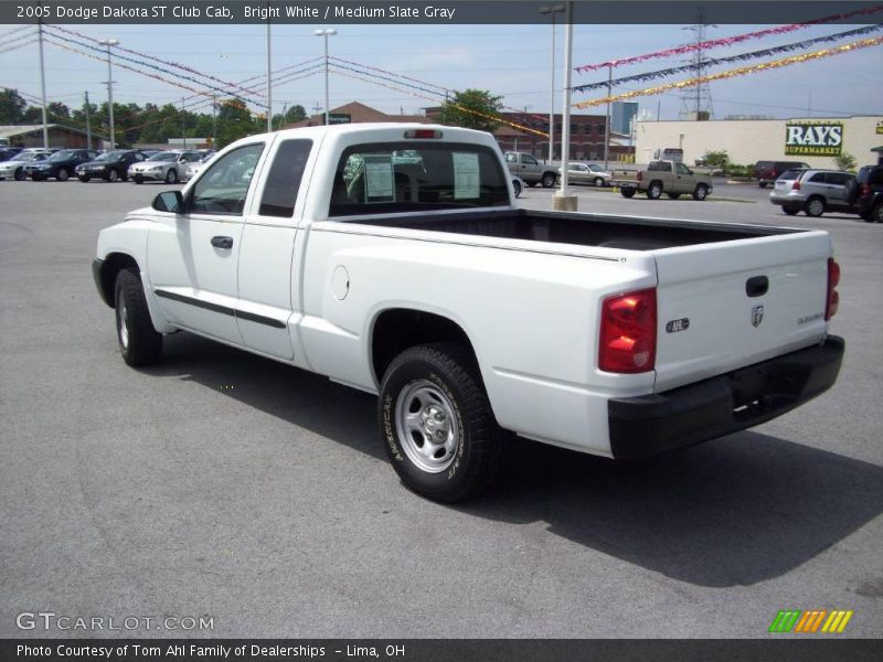 Bright White / Medium Slate Gray 2005 Dodge Dakota ST Club Cab