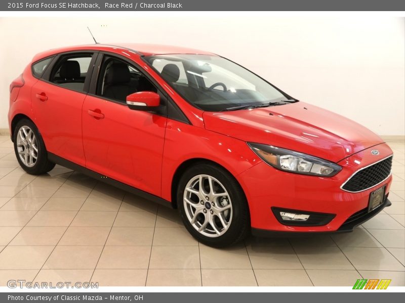 Race Red / Charcoal Black 2015 Ford Focus SE Hatchback