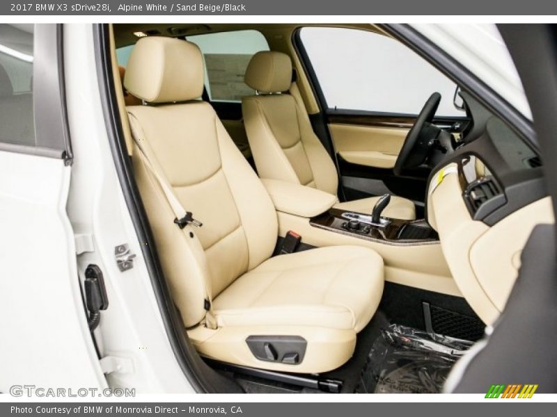 Alpine White / Sand Beige/Black 2017 BMW X3 sDrive28i