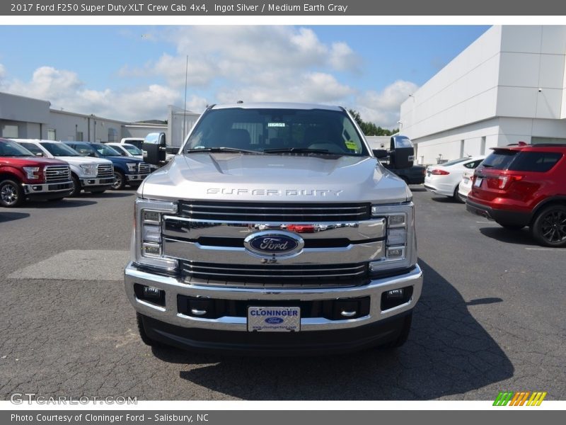 Ingot Silver / Medium Earth Gray 2017 Ford F250 Super Duty XLT Crew Cab 4x4