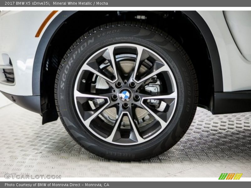 Mineral White Metallic / Mocha 2017 BMW X5 sDrive35i