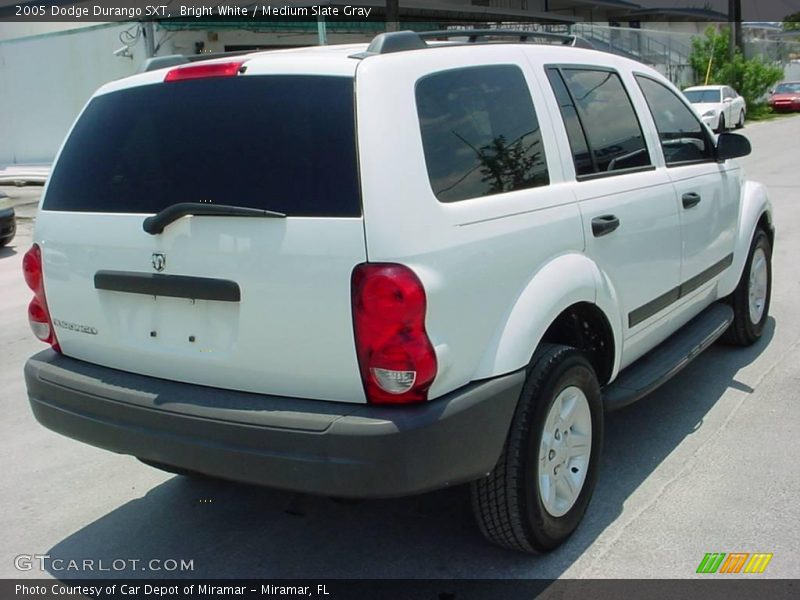 Bright White / Medium Slate Gray 2005 Dodge Durango SXT