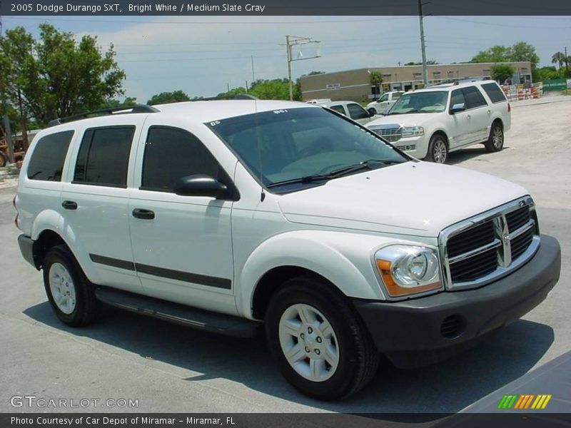Bright White / Medium Slate Gray 2005 Dodge Durango SXT