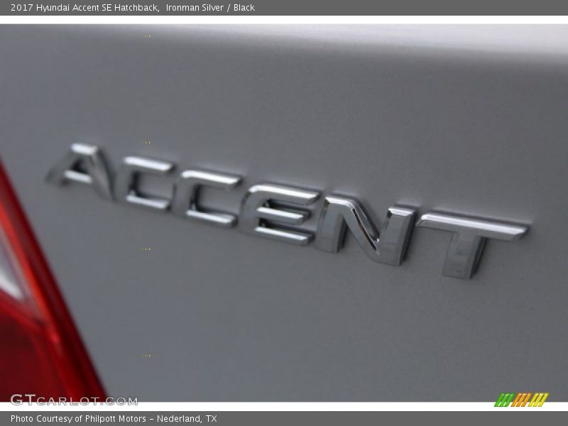 Ironman Silver / Black 2017 Hyundai Accent SE Hatchback